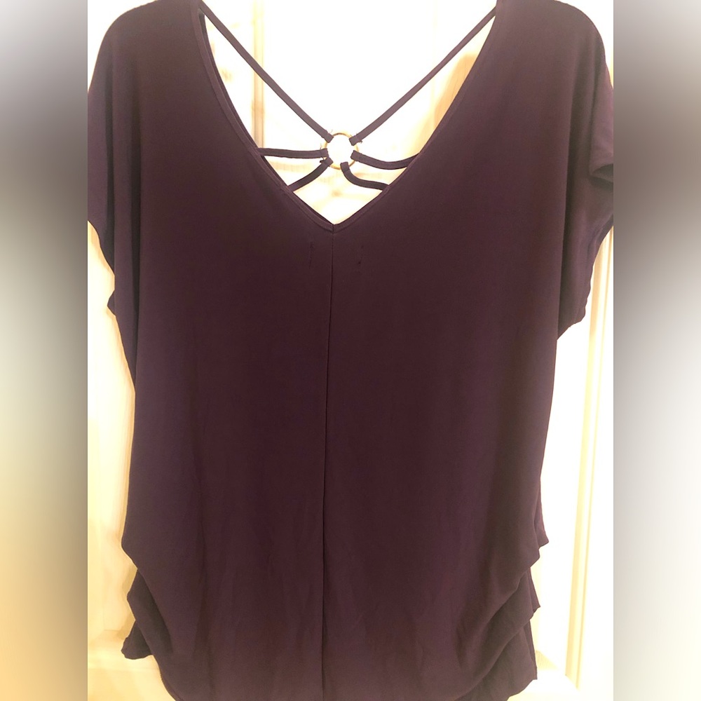 🌟🌟REDUCED🌟🌟NWOT AUW Dark plum cap sleeve SOFT jersey
